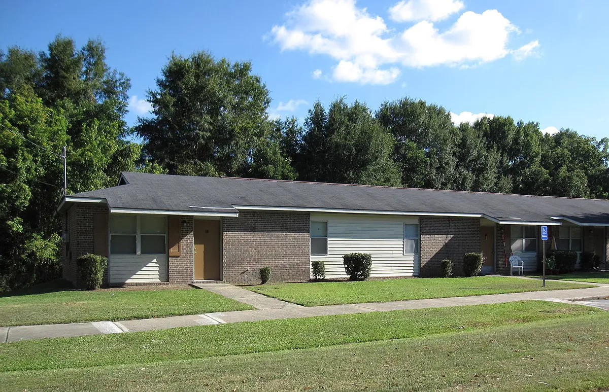 Building Photo - 123 Lee Rd #600