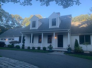 98 Holly Ridge Dr, Sandwich, MA 02563