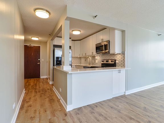 4th image of 440 N Wabash Ave APT 3409