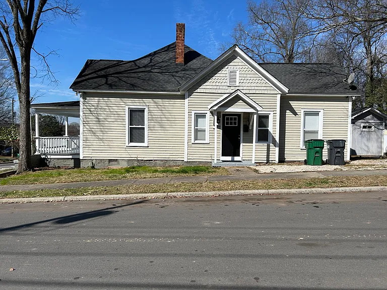 823 Parkwood Ave — Photo 13
