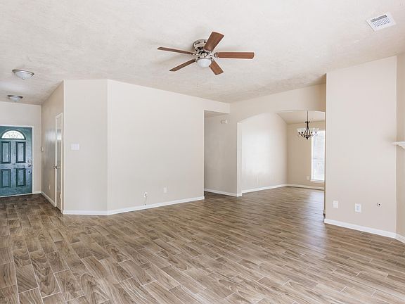 5th image of 22531 Townhall Ct