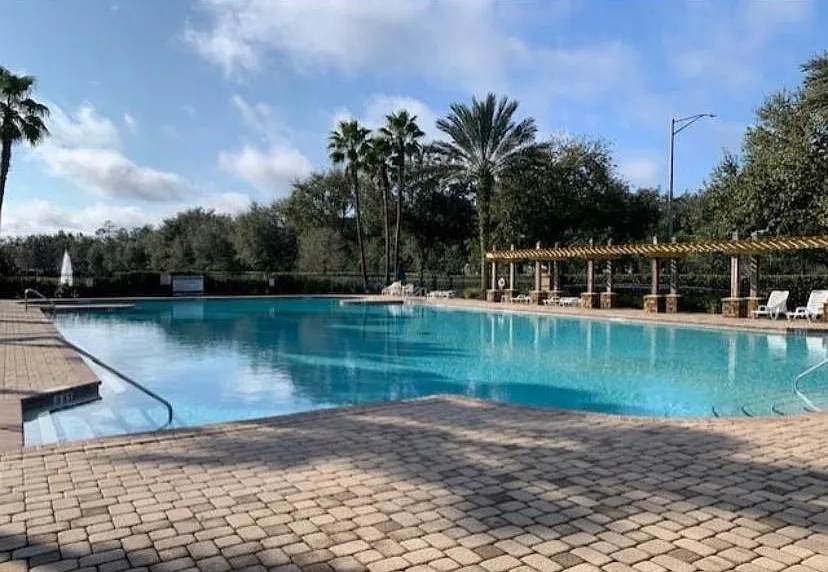 2 bed, 1360 sqft, $1,699 — Photo 4