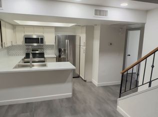 819 N College Ave UNIT F107, Tempe, AZ 85281