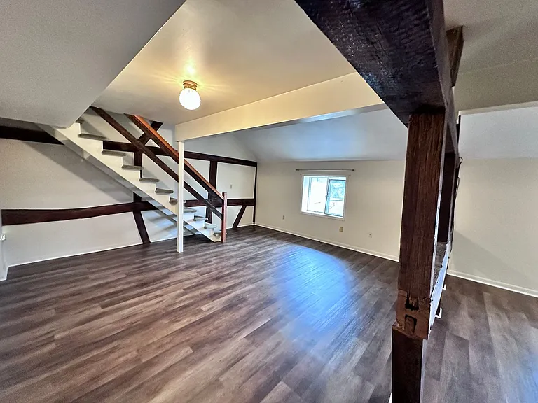 25 Sarhelm Rd — Photo 1