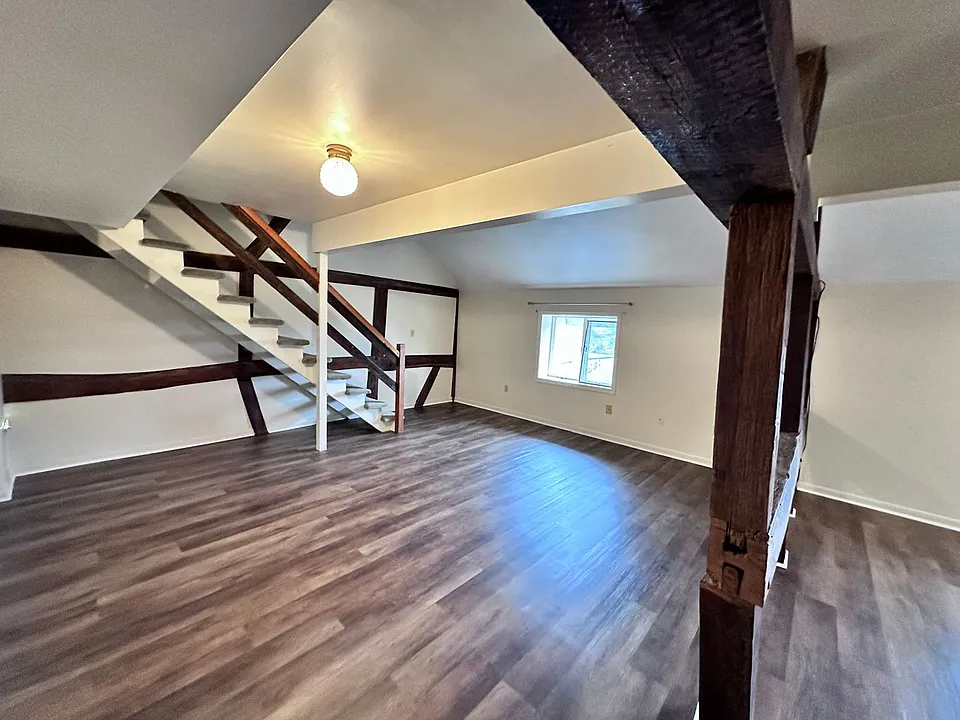 25 Sarhelm Rd