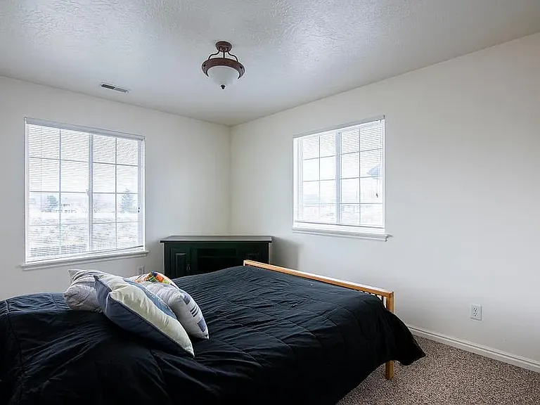 732 E Hamlet Cir S — Photo 11