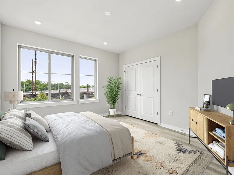 731 N 35th Street Townhomes — Photo 13