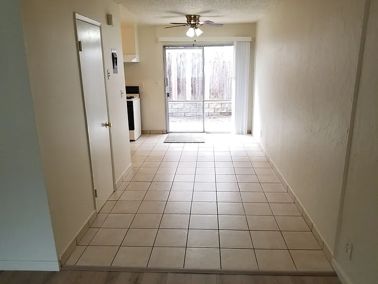 2618 Milton Ave — Photo 21