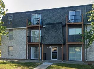 202 Sieville Ave APT 73, Columbia, MO 65203
