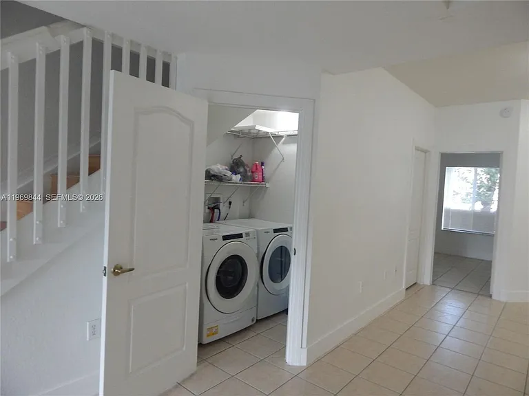 8986 W Flagler St #9 — Photo 17