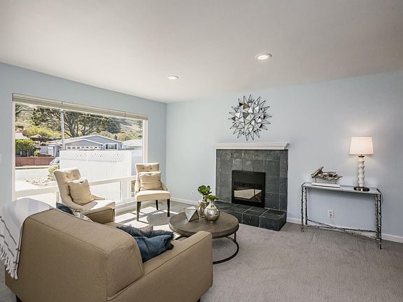 5th image of 255 Seaside Dr