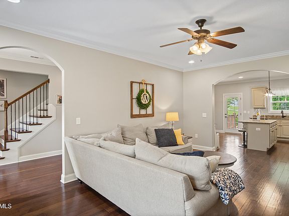 5th image of 4401 Feldspar Ln