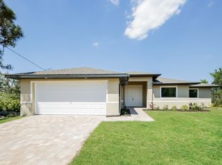 2904 2nd St W, Lehigh Acres, FL 33971