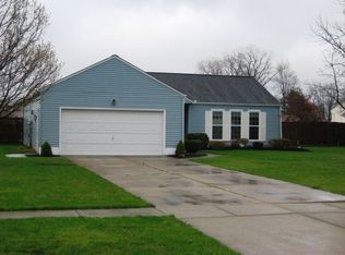 4177 Berkeley Dr, Sheffield Village, OH 44054