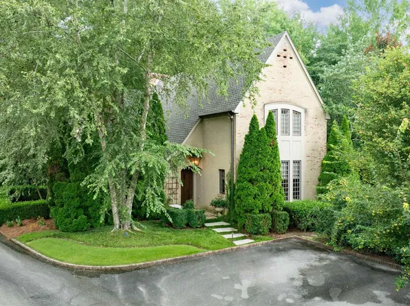 4 Wentworth Rd, Birmingham, AL 35242