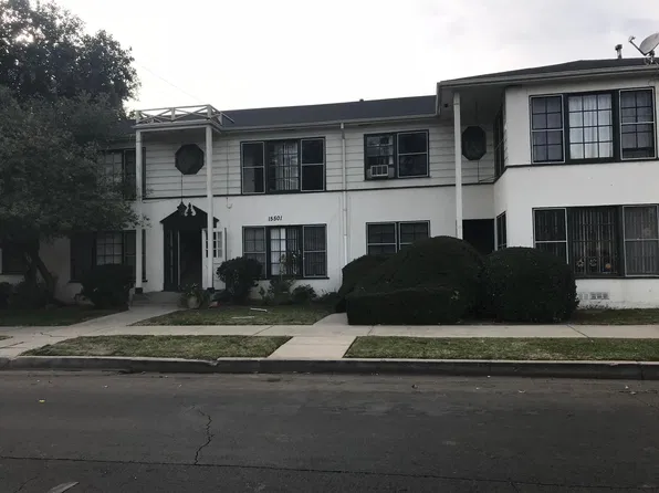 15501 Victory Blvd, Van Nuys, CA 91406