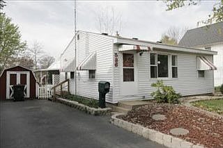 1st image of 536 E Hammond St