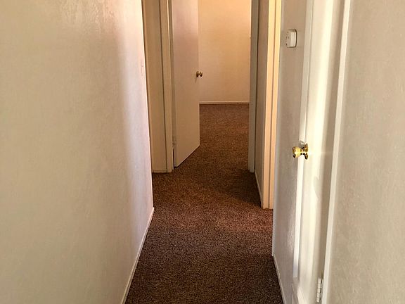 5th image of 52 E Dakota Ave