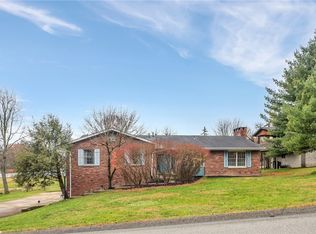 105 Lynn Ann Dr, New Kensington, PA 15068
