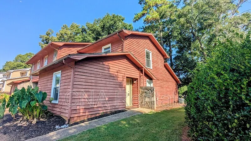 2 bed, 2.0 bath, 1070 sqft, $1,550 — Photo 3