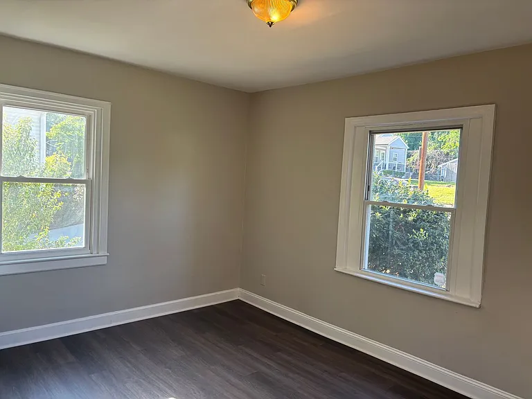 2565 Brentwood Pl — Photo 18