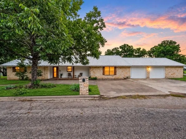 401 N Avenue V, Clifton, TX 76634