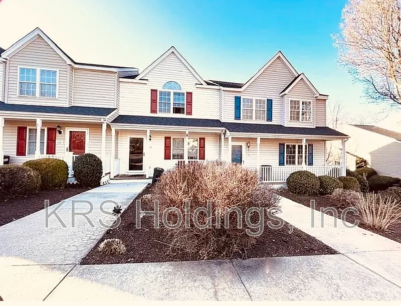 Building Photo - 400 Barrington Way