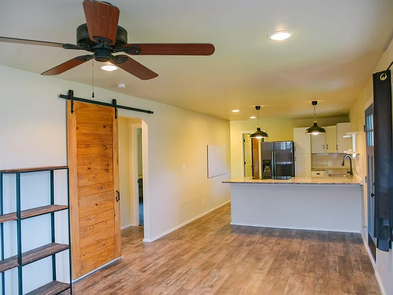 118 Park Dr — Photo 7