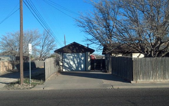 3rd image of 8701 Lamar Ave