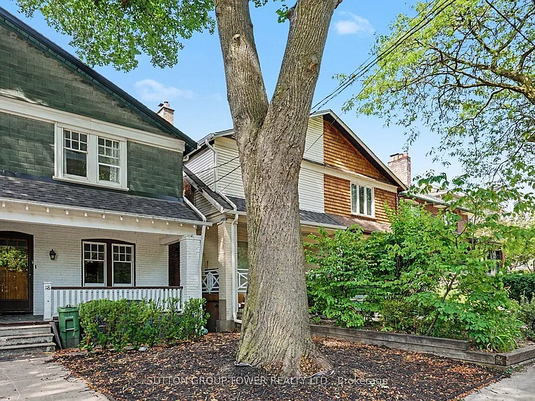 118 Castlefield Ave — Photo 2