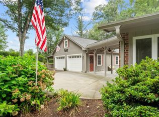 134 English Primrose Ln, Dobson, NC 27017