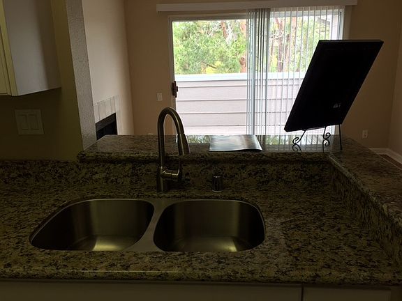 Stainless steel deep sink