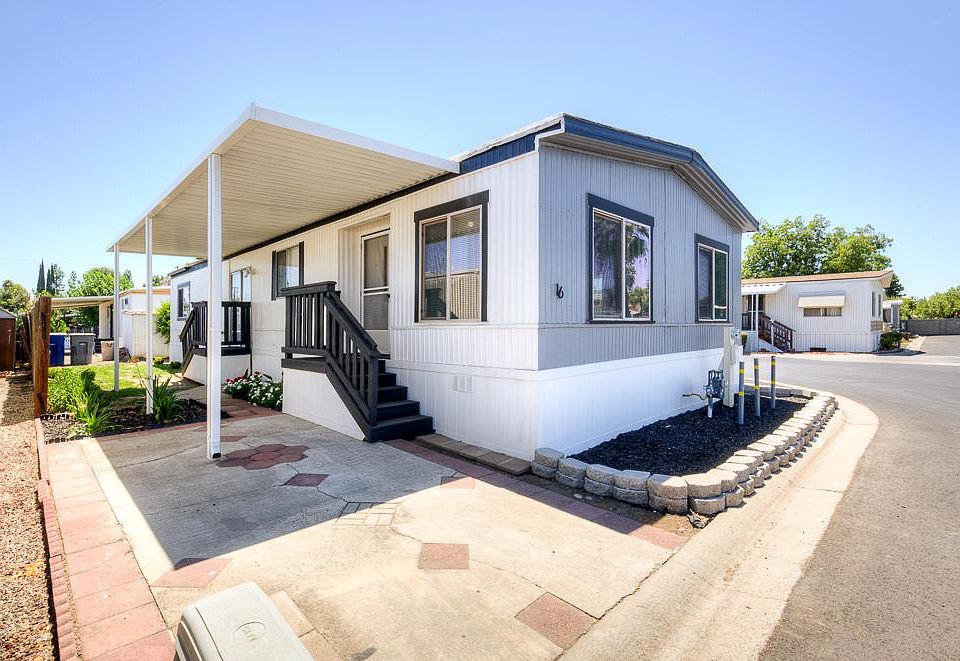 1st image of 5541 E Tulare St #16