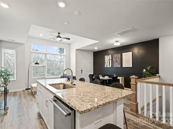 2037 Statesville Ave, Charlotte, NC 28206