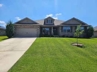 5787 Dogwood Dr E, Crestview, FL 32539