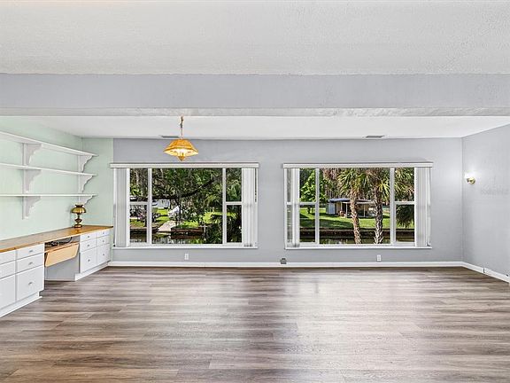 3rd image of 6150 Island Dr