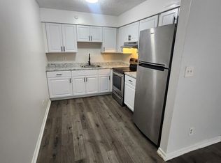 13714 N 20th St APT B, Tampa, FL 33613