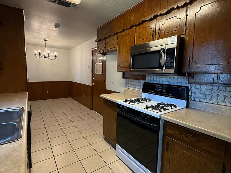 416 Pecan Dr — Photo 6