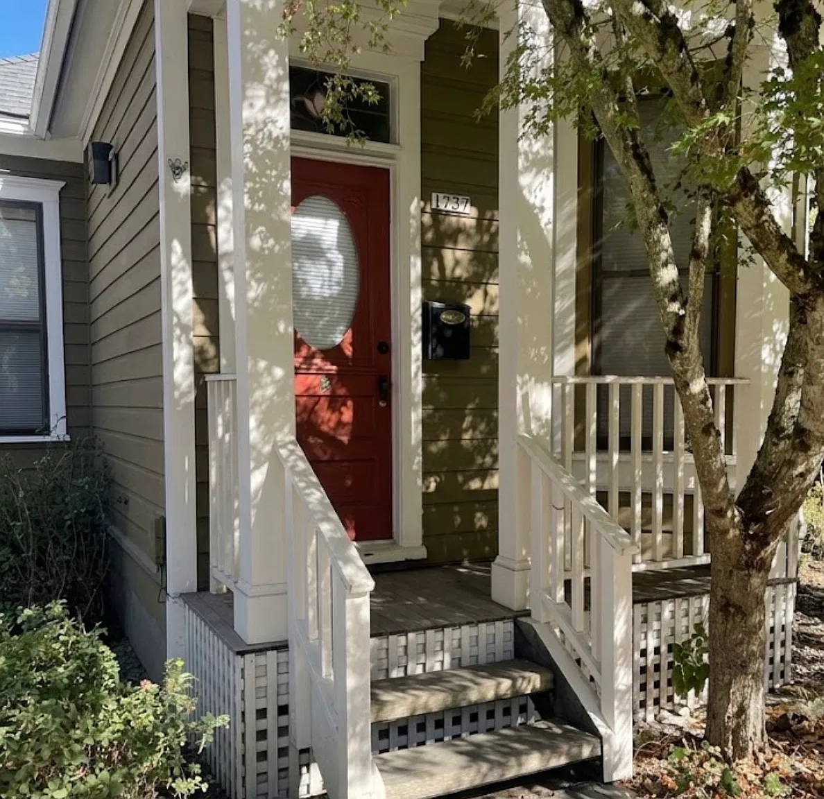 2 bed, 748 sqft, $1,850 — Photo 2