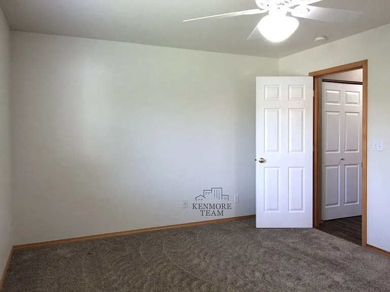 4108 S Waverly Pl — Photo 9