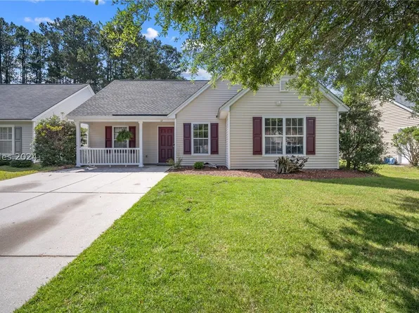 12 Spruce Dr, Bluffton, SC 29910