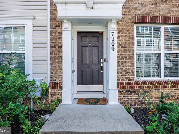2nd image of 7209 Silver Thorn Way