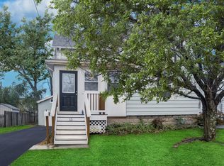 15 Chapel St, Madison, NJ 07940