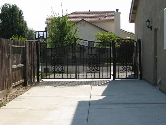 RV Parking with gate