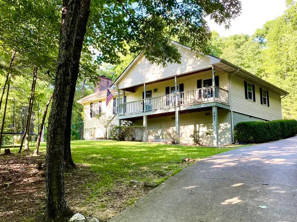 307 Ballplay School Rd, Tellico Plains, TN 37385