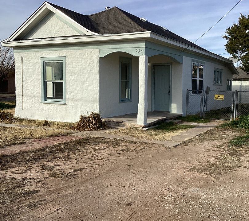 1st image of 532 W 15th St