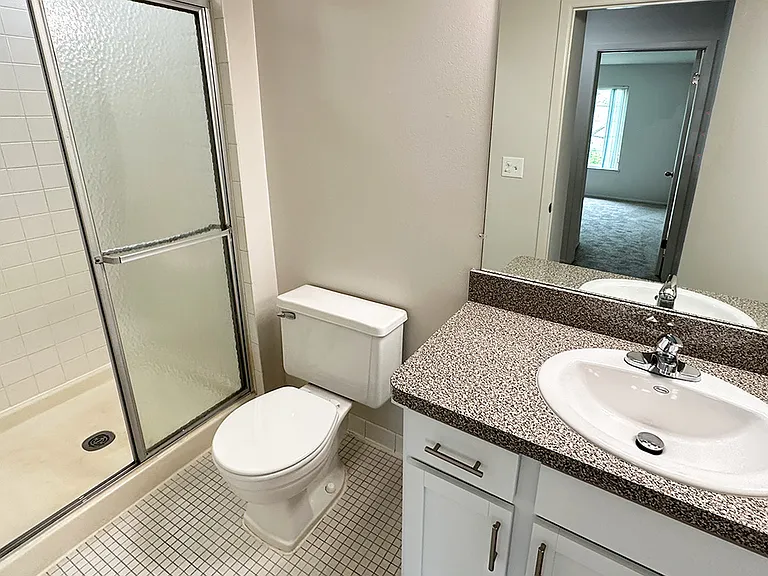 Colony Park Apartments — Photo 11