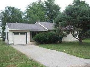 108 Davis Ave, Marshall, MO 65340