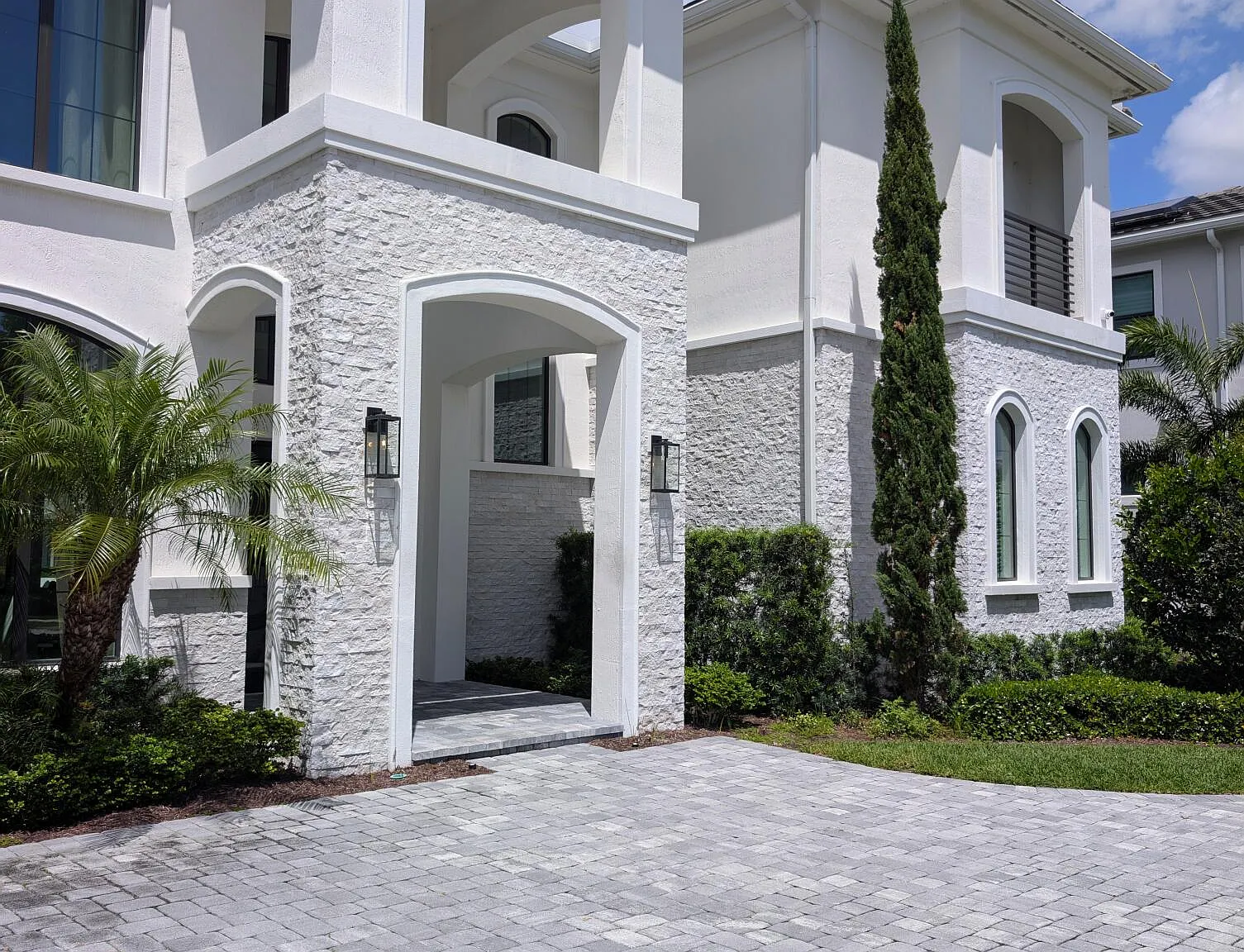 5 bed, 7.5 bath, 8032 sqft, $34,900 — Photo 4