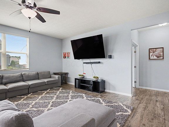3rd image of 104 Palmetto Ct